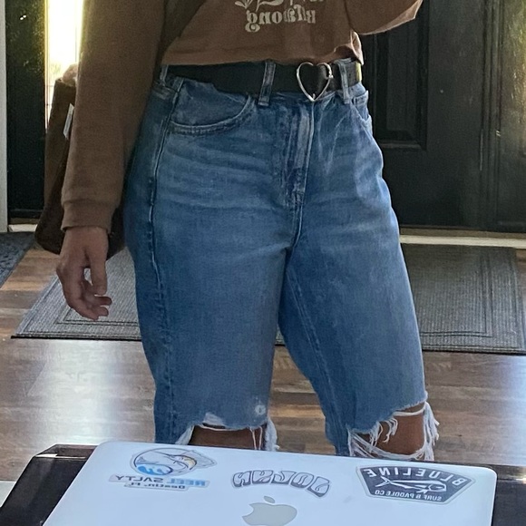 American Eagle Mom Jeans - Picture 12 of 13